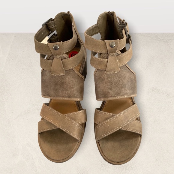 Rampage Block Heel Shoes - Picture 10 of 13